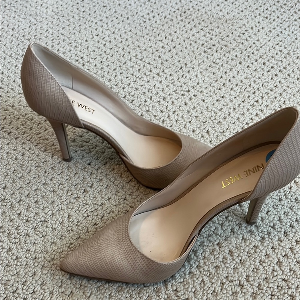Nine West Tan Stiletto 3” Snakeskin Heels Classic Pumps